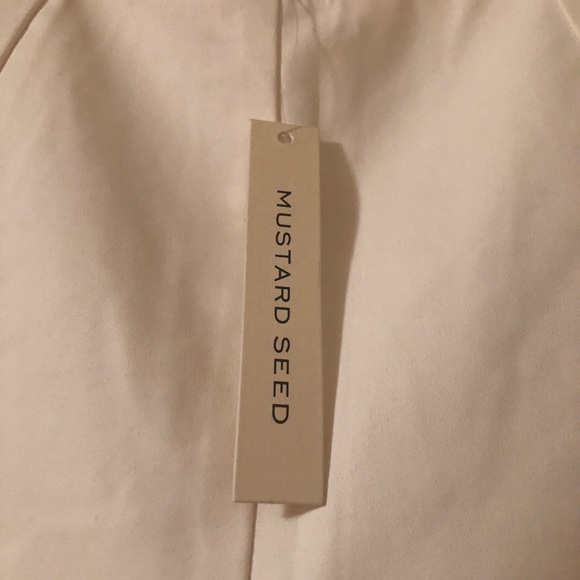 White dressy shorts - Picture 5 of 5